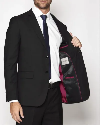 Terno preto Slim Fit - Marca RESUMO