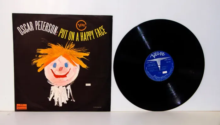 Disco vinil - Oscar Peterson - Put On A Happy Face - Verve - Ind. Brasileira