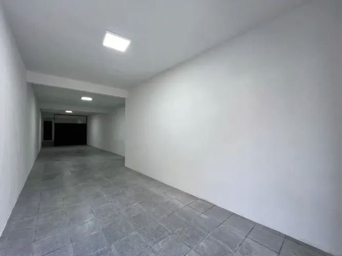SEU NOVO ENDEREÇO COMERCIAL NO CENTRO!  85m² por R$ 2.500,00.