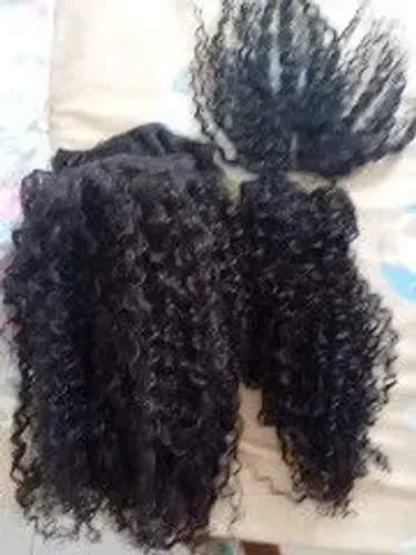Cabelo cacheado 30%de fios humanos com top closure