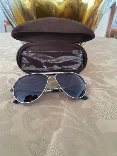 Óculos tom ford original