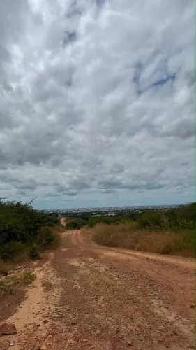 Terreno no prolongamento da av Teresina 