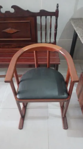 Cadeira de mogno