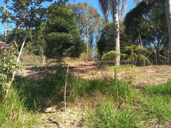 Imóvel para venda possui 1060 metros quadrados em Verava - Ibiúna - SP