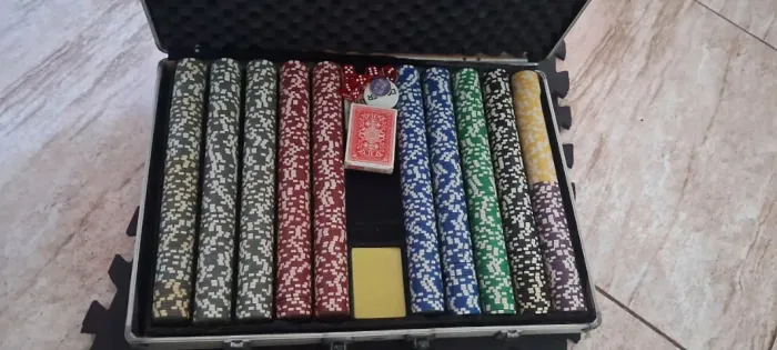Maleta de poker 1000 fichas - Las vegas
