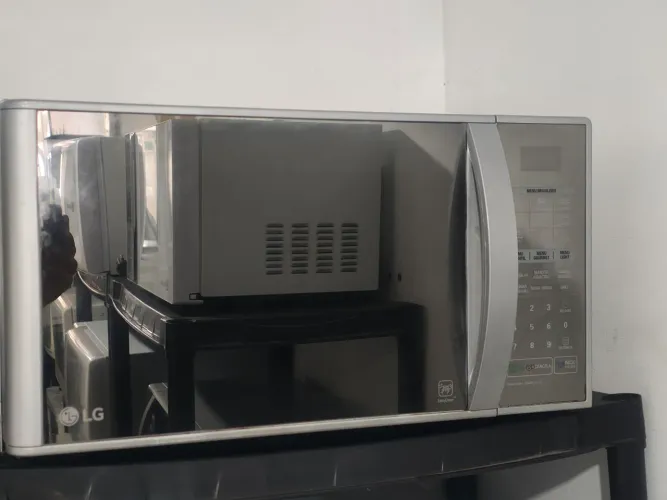 MICROONDAS LG 30 LITROS