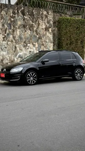 Volkswagen Golf Highline 1.4 TSI Total Flex Aut. 2017