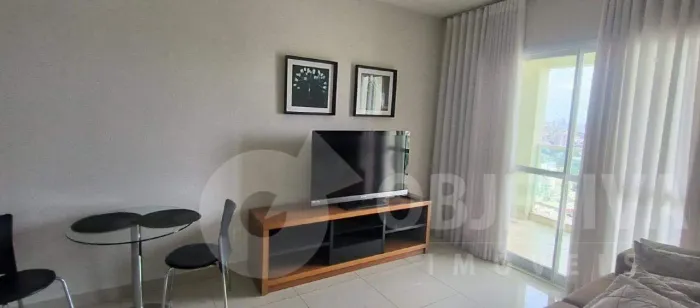 Apartamento mobiliado estilo studio disponível para venda no Centro de Uberlândia de porte