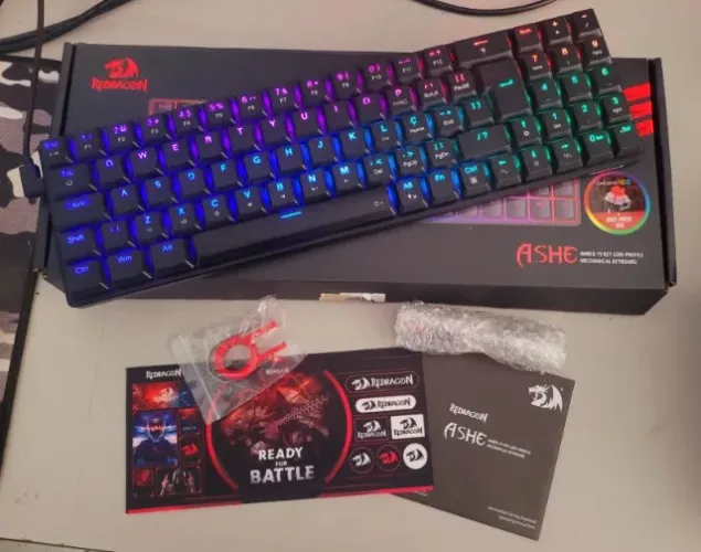 TECLADO GAMER REDRAGON Eshe TOP