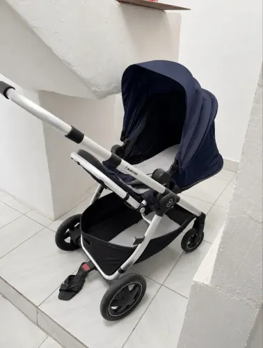 carrinho de bebê maxi-cosi