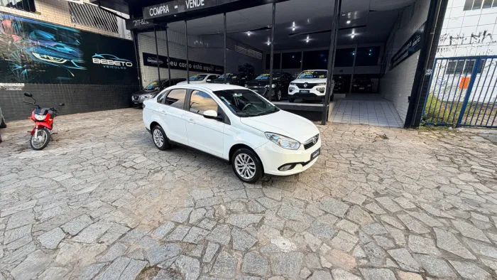 Fiat Grand Siena Attrac. 1.4 EVO F.flex 8V 2016