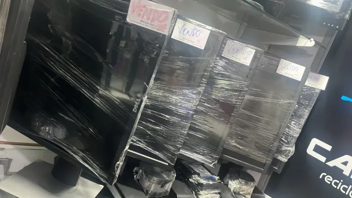 Monitor 19 polegadas giratório dell