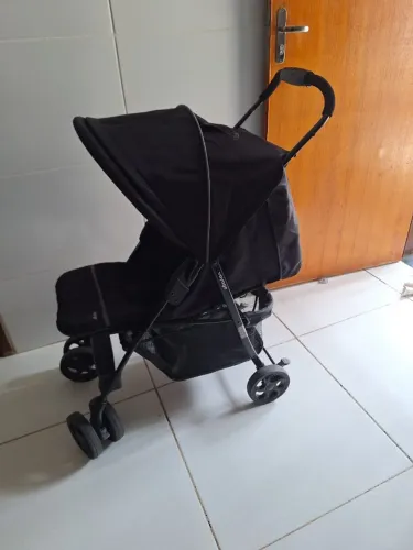 Carinho de bebê