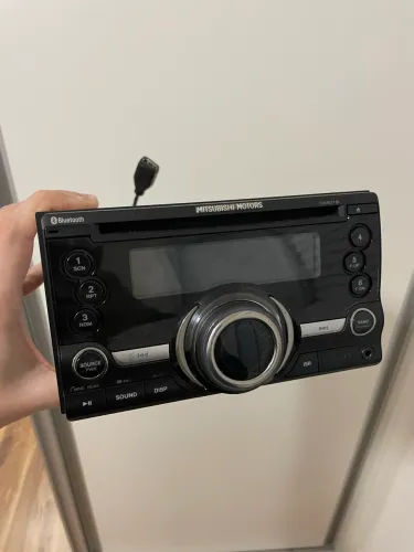 Mídia som Mitsubishi Pajero TR4 2012