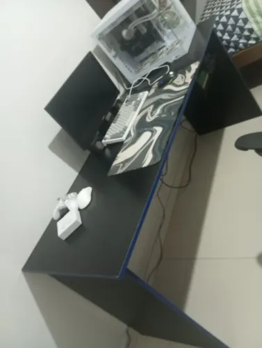 Mesa para computadores gamer