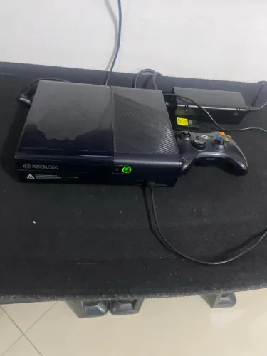 Xbox 360 travado funcionando perfeitamente