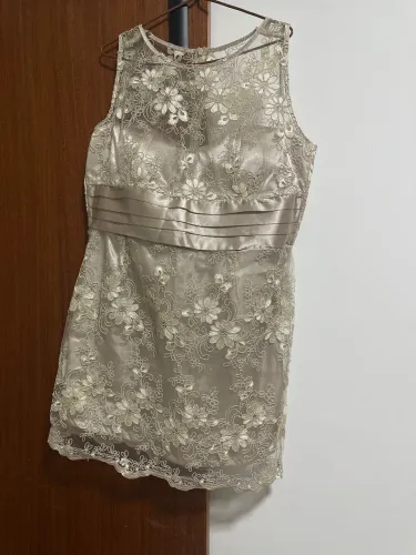 Vestido curto