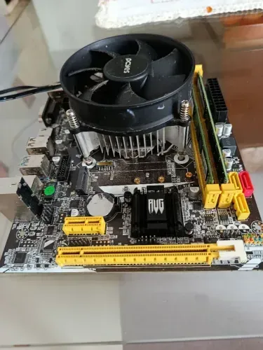 URGENTE Kit i7 4770S 16GB DDR3 + H81 PC Gamer - Santa Tereza BH