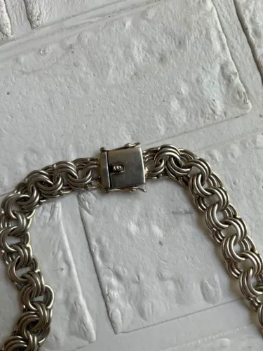 Cordão de prata