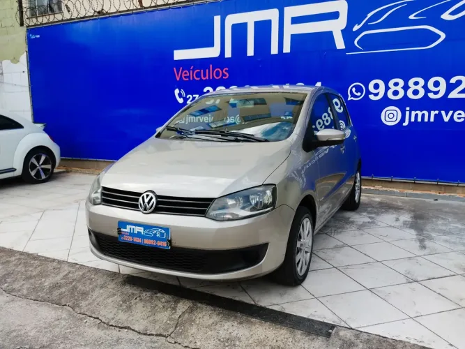 Volkswagen Fox 1.6 MI Total Flex 8V 5P 2013