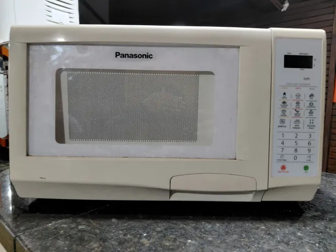 Micro-ondas Panasonic 20L