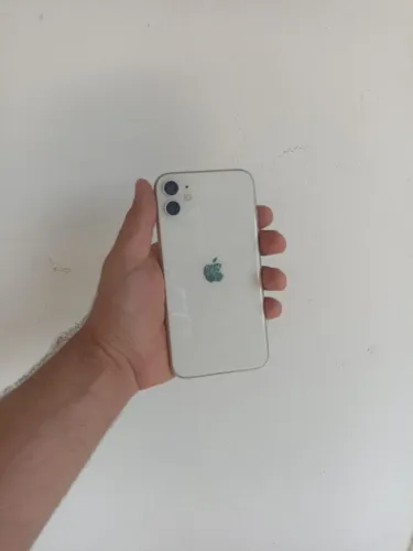 iPhone 11 64GB