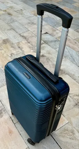 Mala de Bordo Bagaggio Marina 18" 10kg Azul Escuro - Original com Etiqueta