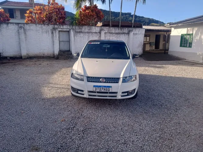 Fiat Stilo Dualogic 1.8 Flex 8V 5P 2010