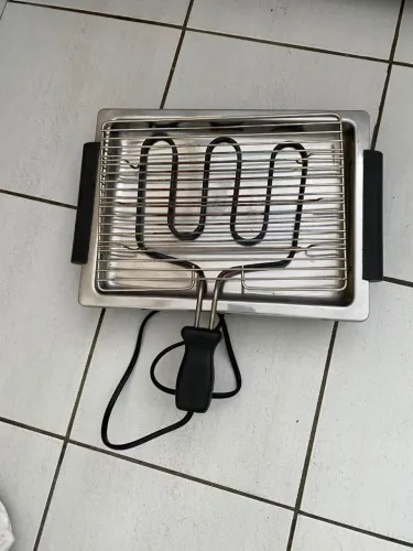 Vende-se churrasqueira Eletrica