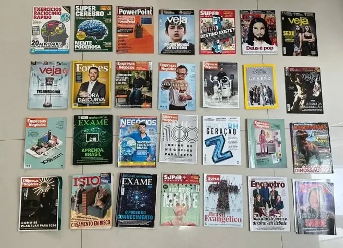 Lote 28 Revistas Veja, Super, Exame, Forbes e Negócios