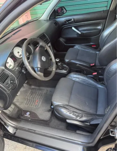 Volkswagen Golf Sportline 1.6 MI Total Flex 8V 4P 2012
