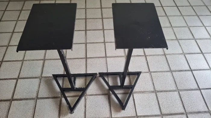 Par de suportes para caixas de som (ou multiuso) Pedestal