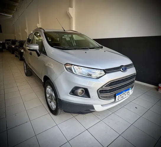 Ford Ecosport Freestyle 1.6 16V Flex 5P 2014