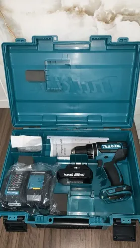 PARAFUSADEIRA MAKITA 18V