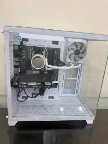PC Gamer Ryzen 7 5700X3D RTX 4060 16GB SSD 480GB