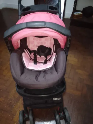 Berço + Bebe conforto COSCO