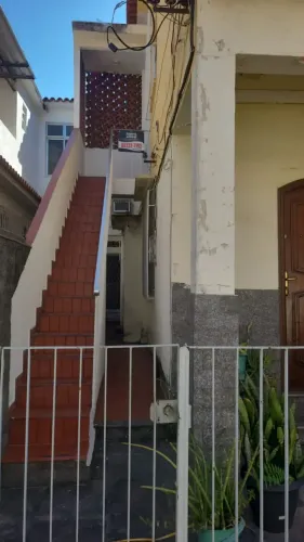 Sobrado para aluguel com 80 metros quadrados com 2 quartos em Olaria - Rio de Janeiro - RJ