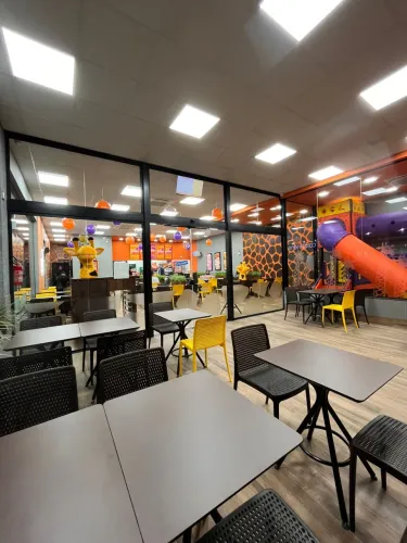 Investimento Franquia Rede Giraffas Maringá 