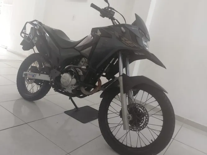 Honda Xre 300 com abs 2023