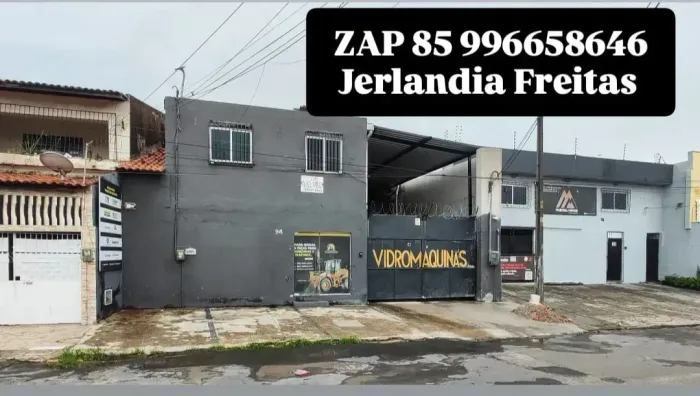 Imóvel para venda possui 180 metros quadrados em Aerolândia - Fortaleza - CE