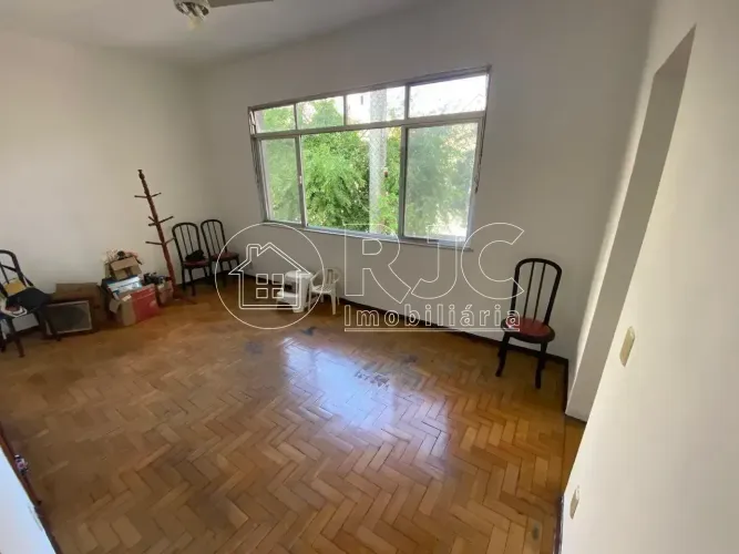 Imóvel para venda possui 62 metros quadrados com 2 quartos