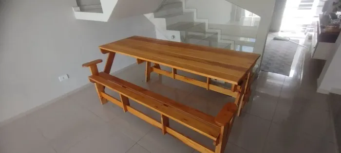 Mesa vira Banco em Pinheiro