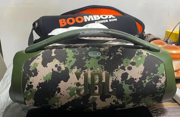JBL boombox 3