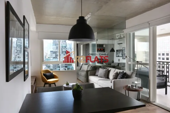Apartamento com ótimo preço no bairro Cidade Monções. Confira!