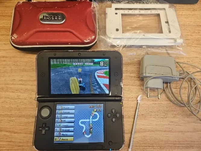Nintendo 3DS XL