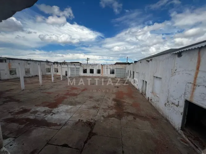 Área comercial no Centro de Limeira/SP.
