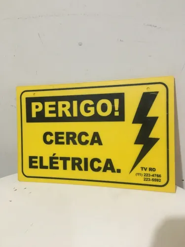Placa de sinalização Perigo Cerca Elétrica 