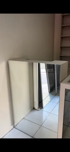 Balcão vitrine para loja