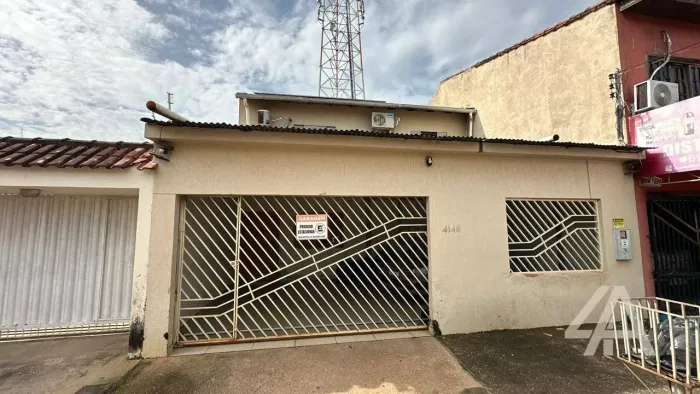 (Aluga-se) Sobrado com 3 dormitórios, 220 m² por R$ 3.000/mês - Nova Floresta - Porto Velh