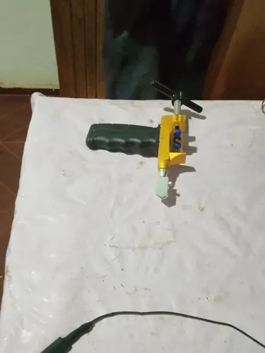 Cortador de vidro estado de novo para sair hoje r$ 70 preço de desapego